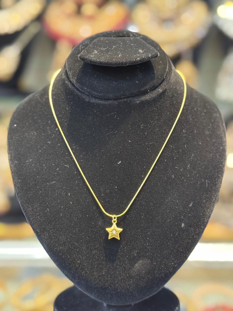 Minimalist Star Charm Gold Pendant Necklace