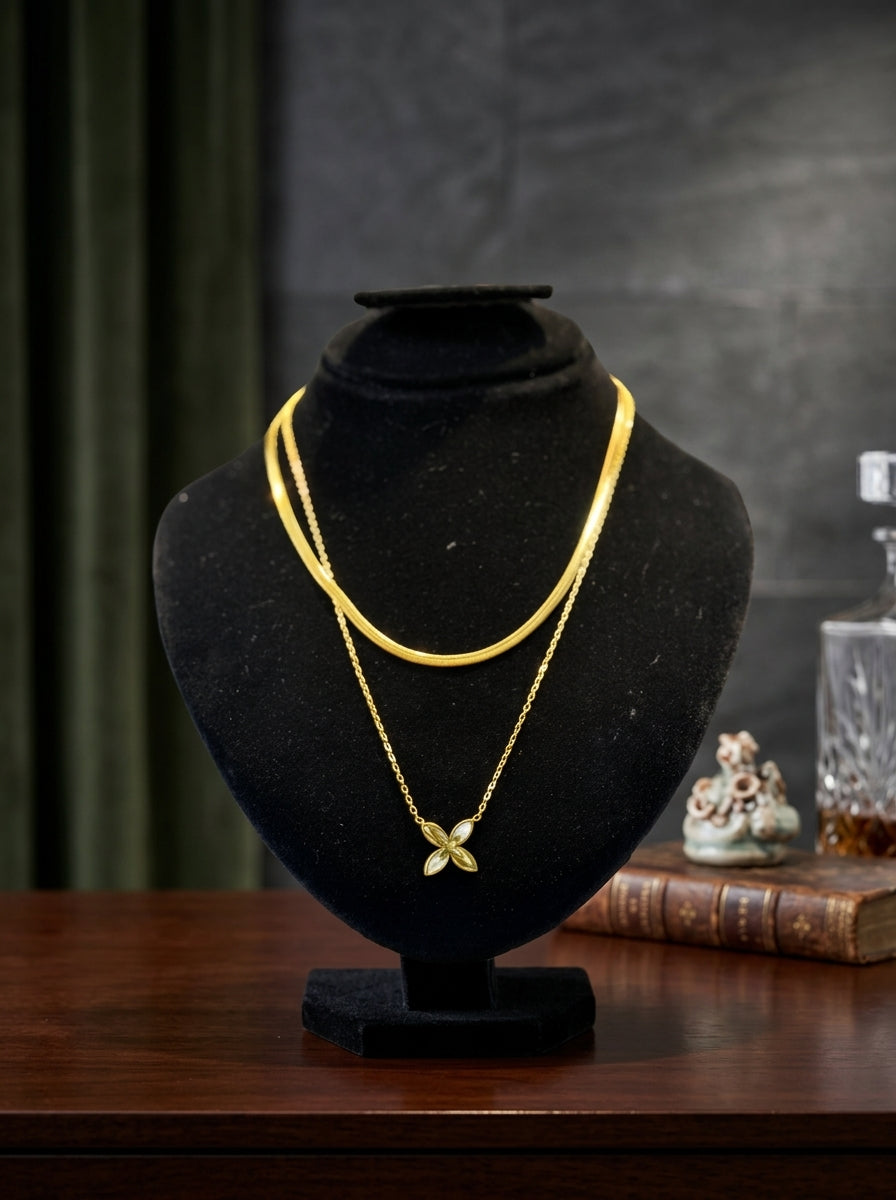 Elegant Layered Floral Pendant Necklace